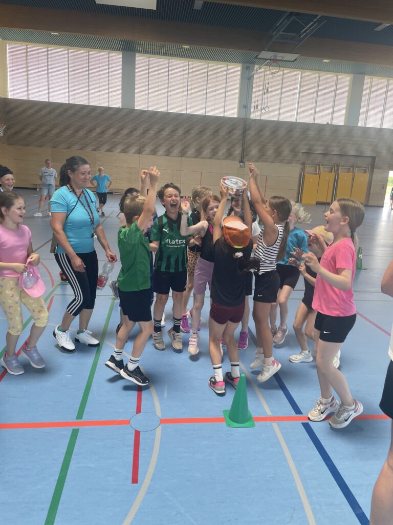 Beitragsbild zum Beitrag „Heiße Spiele im eigenen Haus“